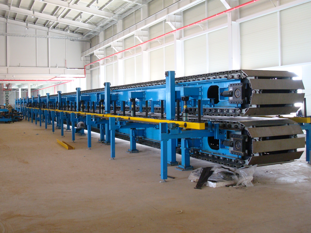 Double belt slat conveyor